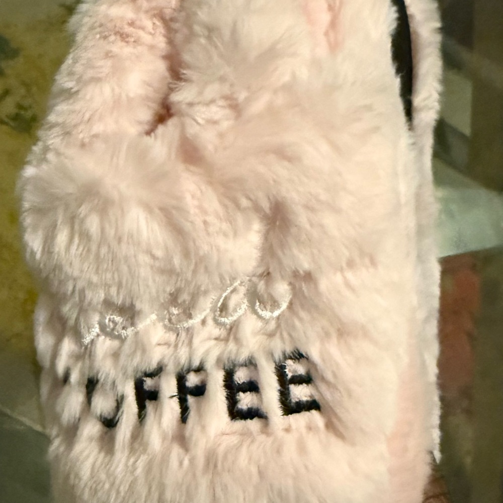 Pink Faux Fur Coffee Slipper